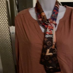 This Multi Use Scarf. Looks Fall-ish.